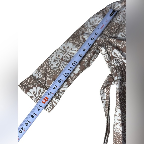 Boden Beige And brown Floral A-Line Sheath Dress Wrap Around Dress Size 10R - Picture 7 of 13